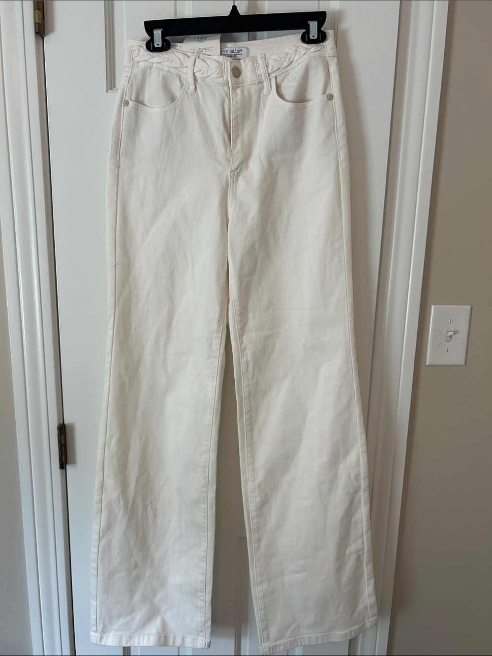 Judy Blue Off-White Wide Leg Jeans
